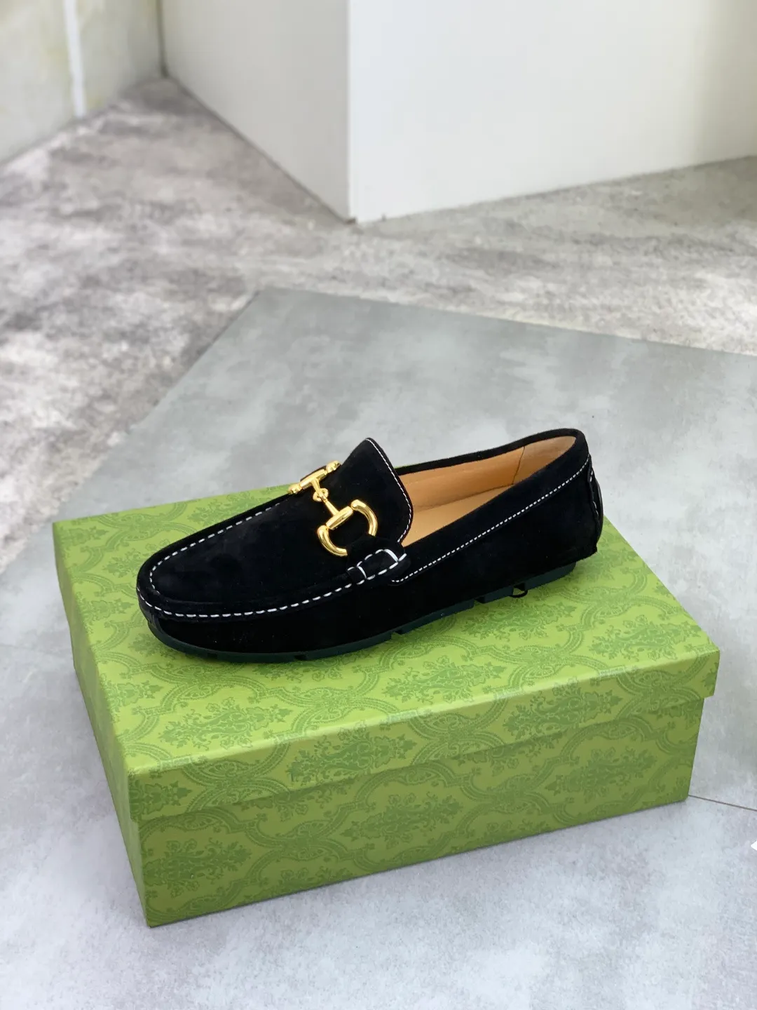 Men's men's shoes 💰P340💰[New style]🆘[GUCCI] New classic beanie shoes; Hong Kong original top quality, exquisite craftsmanship, top quality💪🏼High-end boutique men's beanie shoes, British fashion style 🎈The upper is made of Italian imported calfskin🔥, comfortable and breathable, fully imported soft pigskin lining, lazy slip-on Loaf style This fabric is made of 🇮🇹🎈, which is suitable for drivers to drive, and the original non-slip and wear-resistant rubber outsole 🎈Number of codes: 38-45 Multi-color 🉑️ to choose from